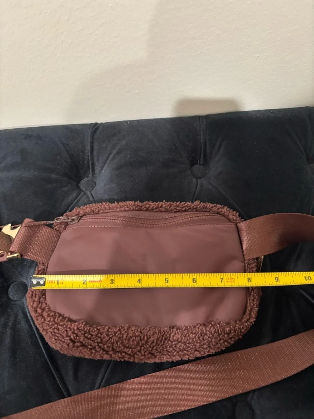 lululemon brown sherpa belt bag C.C Fanny Pack For Women Unisex Keep them close in this versatile belt bag that helps you get out the door and on to your next adventure lululemon athletica Brown Sherpa Belt